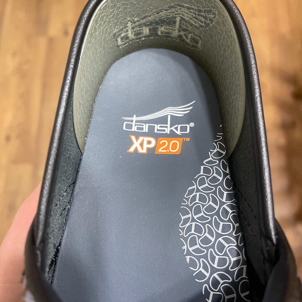 Dansko XP 2.0 clogs - Picture 2 of 4